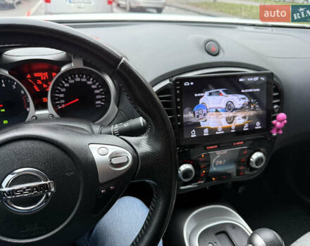 Белый Ниссан Жук, объемом двигателя 1.6 л и пробегом 106 тыс. км за 10400 $, фото 13 на Automoto.ua