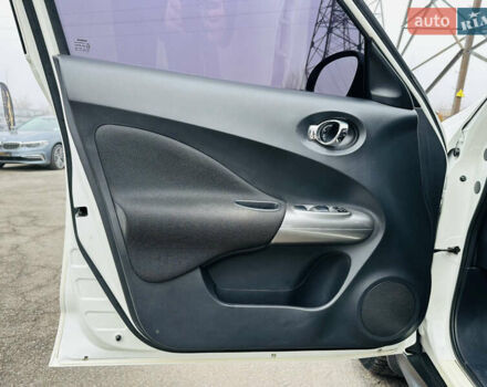 Белый Ниссан Жук, объемом двигателя 1.57 л и пробегом 106 тыс. км за 11500 $, фото 14 на Automoto.ua