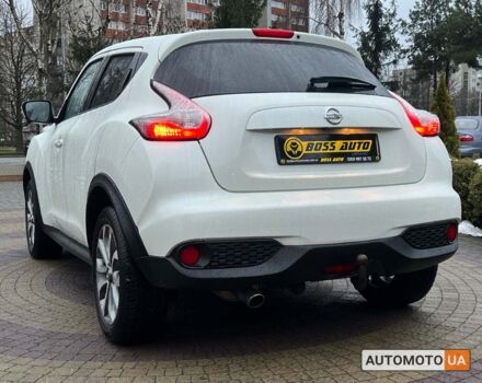 Белый Ниссан Жук, объемом двигателя 1.5 л и пробегом 172 тыс. км за 11500 $, фото 4 на Automoto.ua