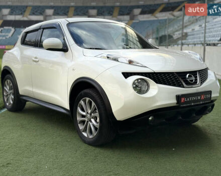 Белый Ниссан Жук, объемом двигателя 1.6 л и пробегом 55 тыс. км за 13300 $, фото 5 на Automoto.ua