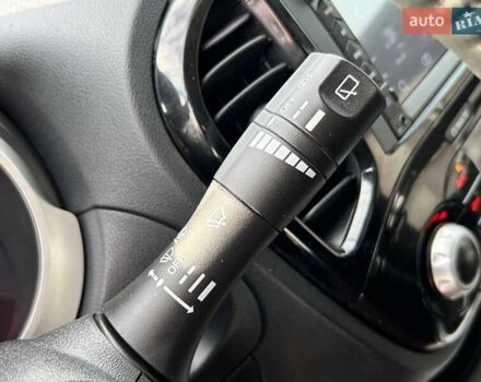 Белый Ниссан Жук, объемом двигателя 1.6 л и пробегом 152 тыс. км за 10200 $, фото 18 на Automoto.ua