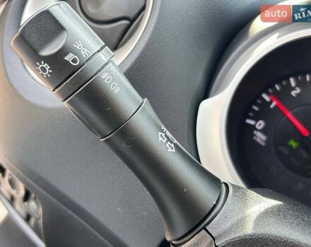 Белый Ниссан Жук, объемом двигателя 1.6 л и пробегом 152 тыс. км за 10200 $, фото 20 на Automoto.ua