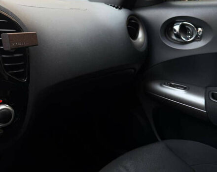 Белый Ниссан Жук, объемом двигателя 1.6 л и пробегом 130 тыс. км за 11600 $, фото 25 на Automoto.ua