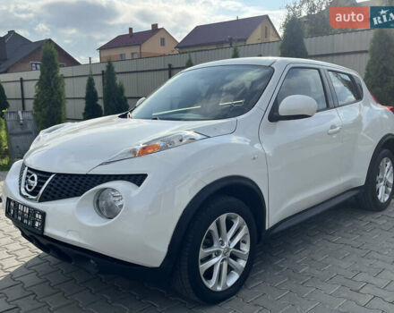 Белый Ниссан Жук, объемом двигателя 1.6 л и пробегом 123 тыс. км за 9390 $, фото 6 на Automoto.ua