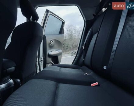 Белый Ниссан Жук, объемом двигателя 1.6 л и пробегом 107 тыс. км за 8999 $, фото 28 на Automoto.ua