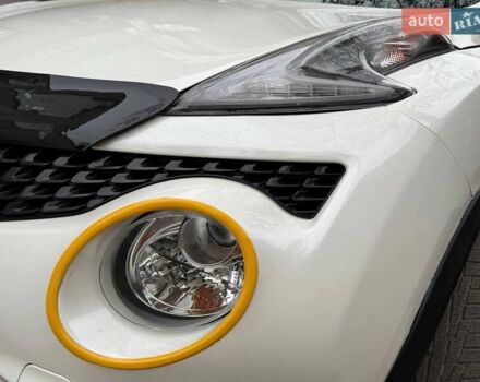 Белый Ниссан Жук, объемом двигателя 1.6 л и пробегом 106 тыс. км за 10700 $, фото 21 на Automoto.ua