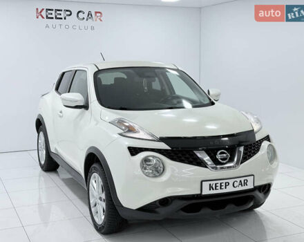 Белый Ниссан Жук, объемом двигателя 1.6 л и пробегом 140 тыс. км за 9900 $, фото 4 на Automoto.ua