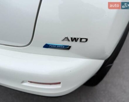 Белый Ниссан Жук, объемом двигателя 1.62 л и пробегом 144 тыс. км за 9900 $, фото 5 на Automoto.ua