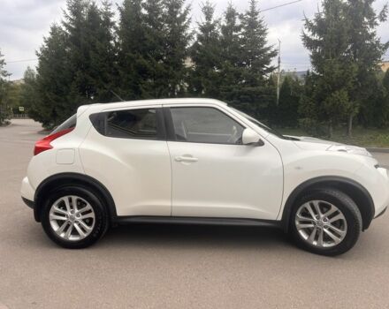 Белый Ниссан Жук, объемом двигателя 1.6 л и пробегом 144 тыс. км за 9000 $, фото 4 на Automoto.ua