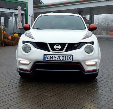 Белый Ниссан Жук, объемом двигателя 1.62 л и пробегом 180 тыс. км за 12500 $, фото 23 на Automoto.ua