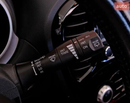 Белый Ниссан Жук, объемом двигателя 1.6 л и пробегом 117 тыс. км за 11400 $, фото 23 на Automoto.ua