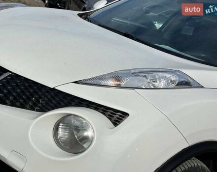 Белый Ниссан Жук, объемом двигателя 1.6 л и пробегом 152 тыс. км за 10200 $, фото 9 на Automoto.ua