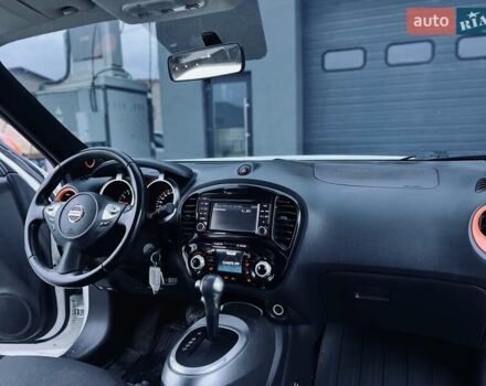 Белый Ниссан Жук, объемом двигателя 1.6 л и пробегом 107 тыс. км за 8999 $, фото 22 на Automoto.ua