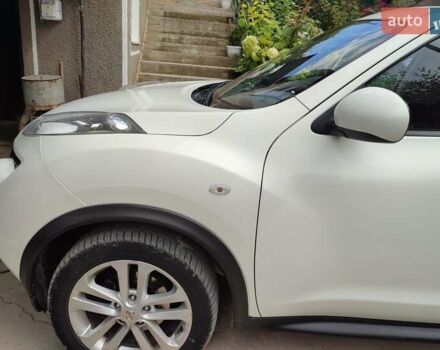 Белый Ниссан Жук, объемом двигателя 1.6 л и пробегом 158 тыс. км за 12300 $, фото 2 на Automoto.ua