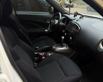 Белый Ниссан Жук, объемом двигателя 1.6 л и пробегом 130 тыс. км за 11600 $, фото 27 на Automoto.ua