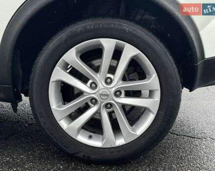 Білий Ніссан Жук, об'ємом двигуна 1.6 л та пробігом 121 тис. км за 10600 $, фото 6 на Automoto.ua