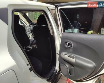 Белый Ниссан Жук, объемом двигателя 1.6 л и пробегом 158 тыс. км за 12300 $, фото 17 на Automoto.ua