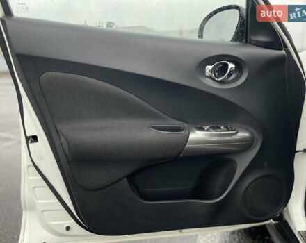 Білий Ніссан Жук, об'ємом двигуна 1.6 л та пробігом 121 тис. км за 10600 $, фото 7 на Automoto.ua