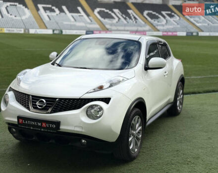 Белый Ниссан Жук, объемом двигателя 1.6 л и пробегом 55 тыс. км за 13300 $, фото 1 на Automoto.ua
