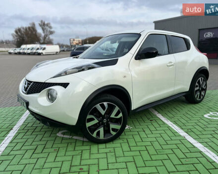 Белый Ниссан Жук, объемом двигателя 1.5 л и пробегом 240 тыс. км за 10950 $, фото 1 на Automoto.ua