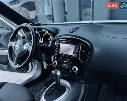 Белый Ниссан Жук, объемом двигателя 1.6 л и пробегом 107 тыс. км за 8999 $, фото 17 на Automoto.ua