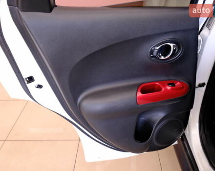 Белый Ниссан Жук, объемом двигателя 1.6 л и пробегом 117 тыс. км за 11400 $, фото 32 на Automoto.ua