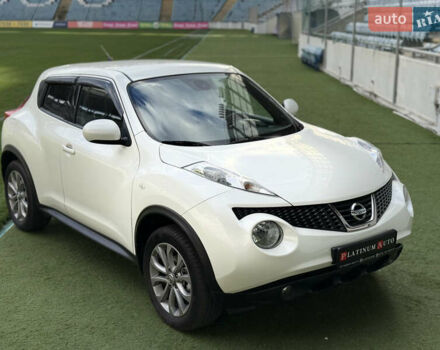Белый Ниссан Жук, объемом двигателя 1.6 л и пробегом 55 тыс. км за 13300 $, фото 4 на Automoto.ua