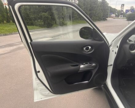 Белый Ниссан Жук, объемом двигателя 1.6 л и пробегом 144 тыс. км за 9000 $, фото 8 на Automoto.ua