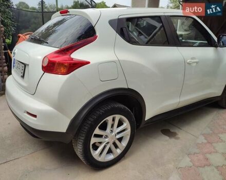 Белый Ниссан Жук, объемом двигателя 1.6 л и пробегом 158 тыс. км за 12300 $, фото 1 на Automoto.ua