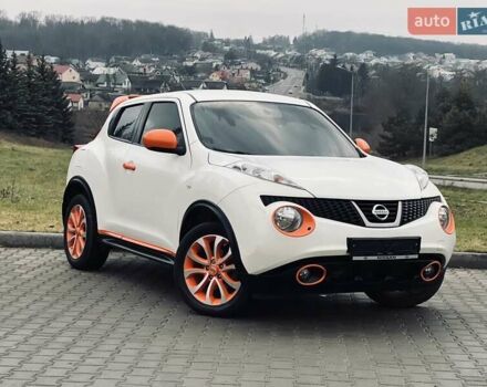 Белый Ниссан Жук, объемом двигателя 1.6 л и пробегом 107 тыс. км за 8999 $, фото 4 на Automoto.ua