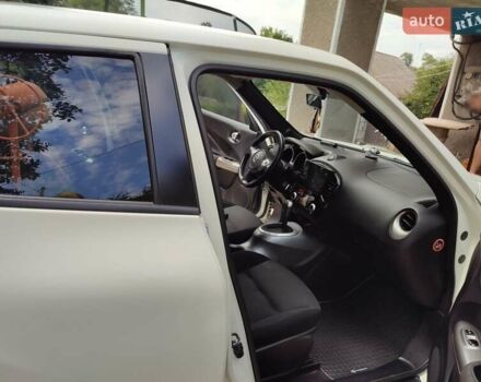 Белый Ниссан Жук, объемом двигателя 1.6 л и пробегом 158 тыс. км за 12300 $, фото 12 на Automoto.ua