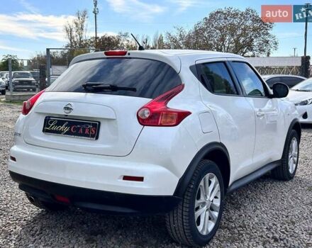Белый Ниссан Жук, объемом двигателя 1.6 л и пробегом 152 тыс. км за 10200 $, фото 4 на Automoto.ua