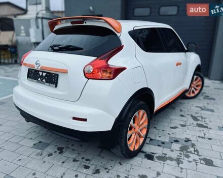 Белый Ниссан Жук, объемом двигателя 1.6 л и пробегом 107 тыс. км за 8999 $, фото 13 на Automoto.ua