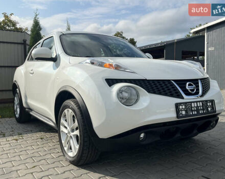 Белый Ниссан Жук, объемом двигателя 1.6 л и пробегом 123 тыс. км за 9390 $, фото 7 на Automoto.ua