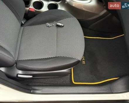 Белый Ниссан Жук, объемом двигателя 1.6 л и пробегом 106 тыс. км за 10700 $, фото 32 на Automoto.ua