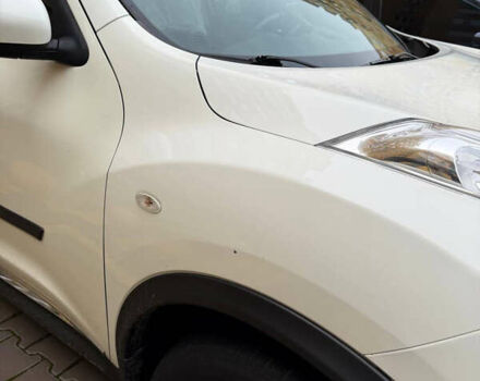 Белый Ниссан Жук, объемом двигателя 1.6 л и пробегом 130 тыс. км за 11600 $, фото 7 на Automoto.ua