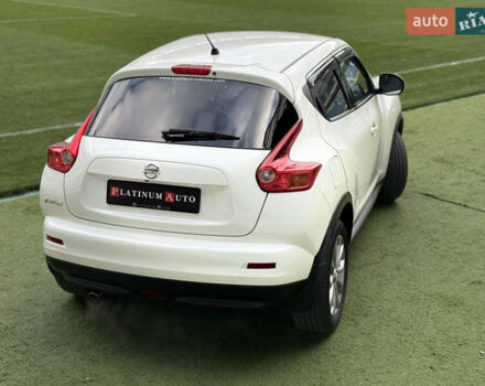 Белый Ниссан Жук, объемом двигателя 1.6 л и пробегом 55 тыс. км за 13300 $, фото 11 на Automoto.ua