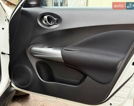 Белый Ниссан Жук, объемом двигателя 1.6 л и пробегом 106 тыс. км за 10700 $, фото 33 на Automoto.ua