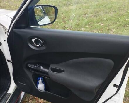 Белый Ниссан Жук, объемом двигателя 1.62 л и пробегом 130 тыс. км за 10800 $, фото 9 на Automoto.ua