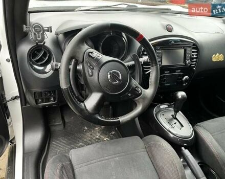 Белый Ниссан Жук, объемом двигателя 1.6 л и пробегом 99 тыс. км за 12800 $, фото 5 на Automoto.ua