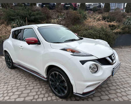 Белый Ниссан Жук, объемом двигателя 1.62 л и пробегом 195 тыс. км за 11499 $, фото 2 на Automoto.ua