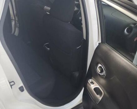 Белый Ниссан Жук, объемом двигателя 1.6 л и пробегом 40 тыс. км за 13500 $, фото 1 на Automoto.ua