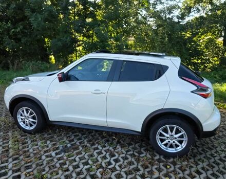 Белый Ниссан Жук, объемом двигателя 1.6 л и пробегом 73 тыс. км за 6000 $, фото 4 на Automoto.ua