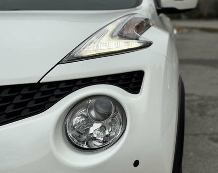 Белый Ниссан Жук, объемом двигателя 1.6 л и пробегом 72 тыс. км за 13700 $, фото 9 на Automoto.ua