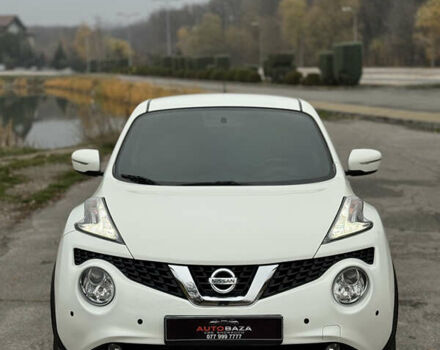 Белый Ниссан Жук, объемом двигателя 1.6 л и пробегом 72 тыс. км за 13700 $, фото 6 на Automoto.ua