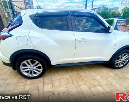 Белый Ниссан Жук, объемом двигателя 1.6 л и пробегом 65 тыс. км за 13900 $, фото 1 на Automoto.ua