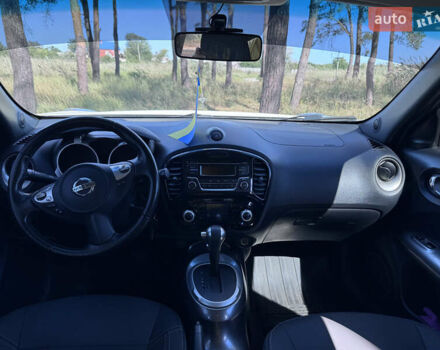 Белый Ниссан Жук, объемом двигателя 1.6 л и пробегом 100 тыс. км за 13900 $, фото 11 на Automoto.ua