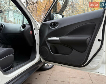 Белый Ниссан Жук, объемом двигателя 1.6 л и пробегом 90 тыс. км за 12900 $, фото 11 на Automoto.ua
