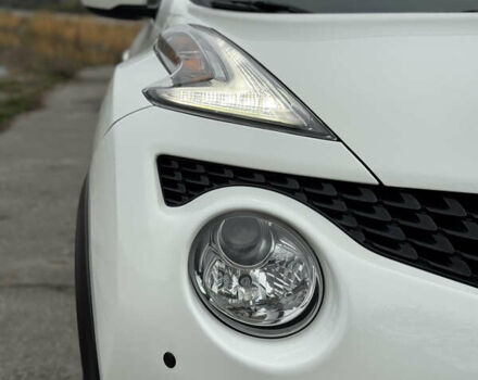 Белый Ниссан Жук, объемом двигателя 1.6 л и пробегом 72 тыс. км за 13700 $, фото 10 на Automoto.ua