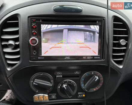 Белый Ниссан Жук, объемом двигателя 1.6 л и пробегом 90 тыс. км за 12900 $, фото 14 на Automoto.ua